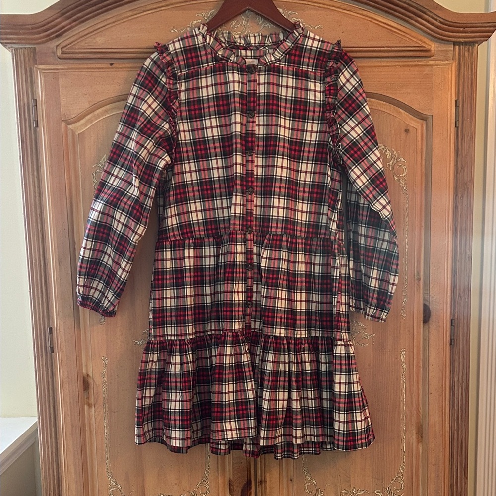 Pink chicken, New York tartan dress